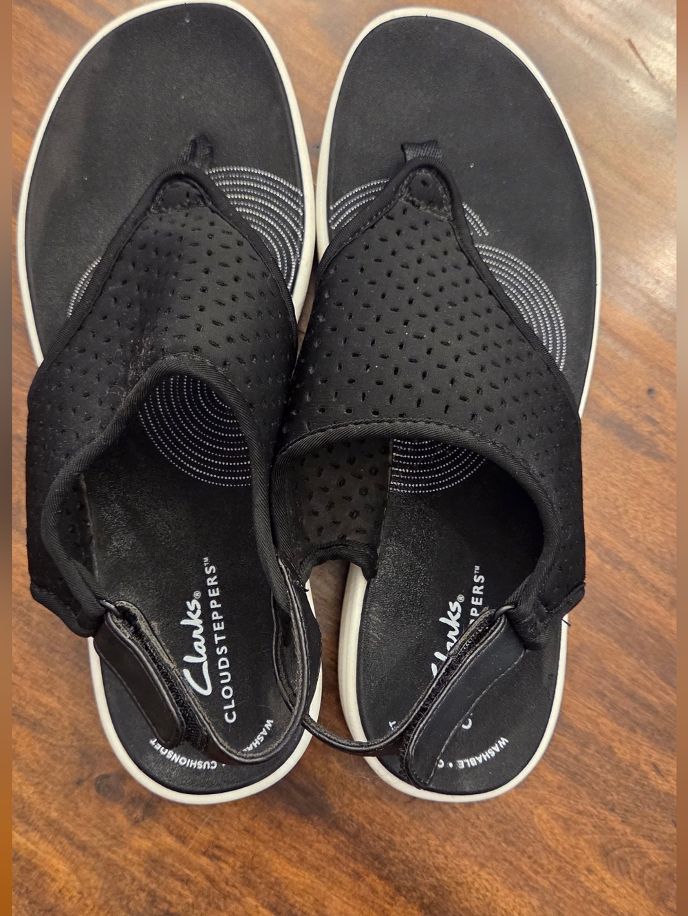 Clarks Cloudsteppers Sandals, Size 8.5